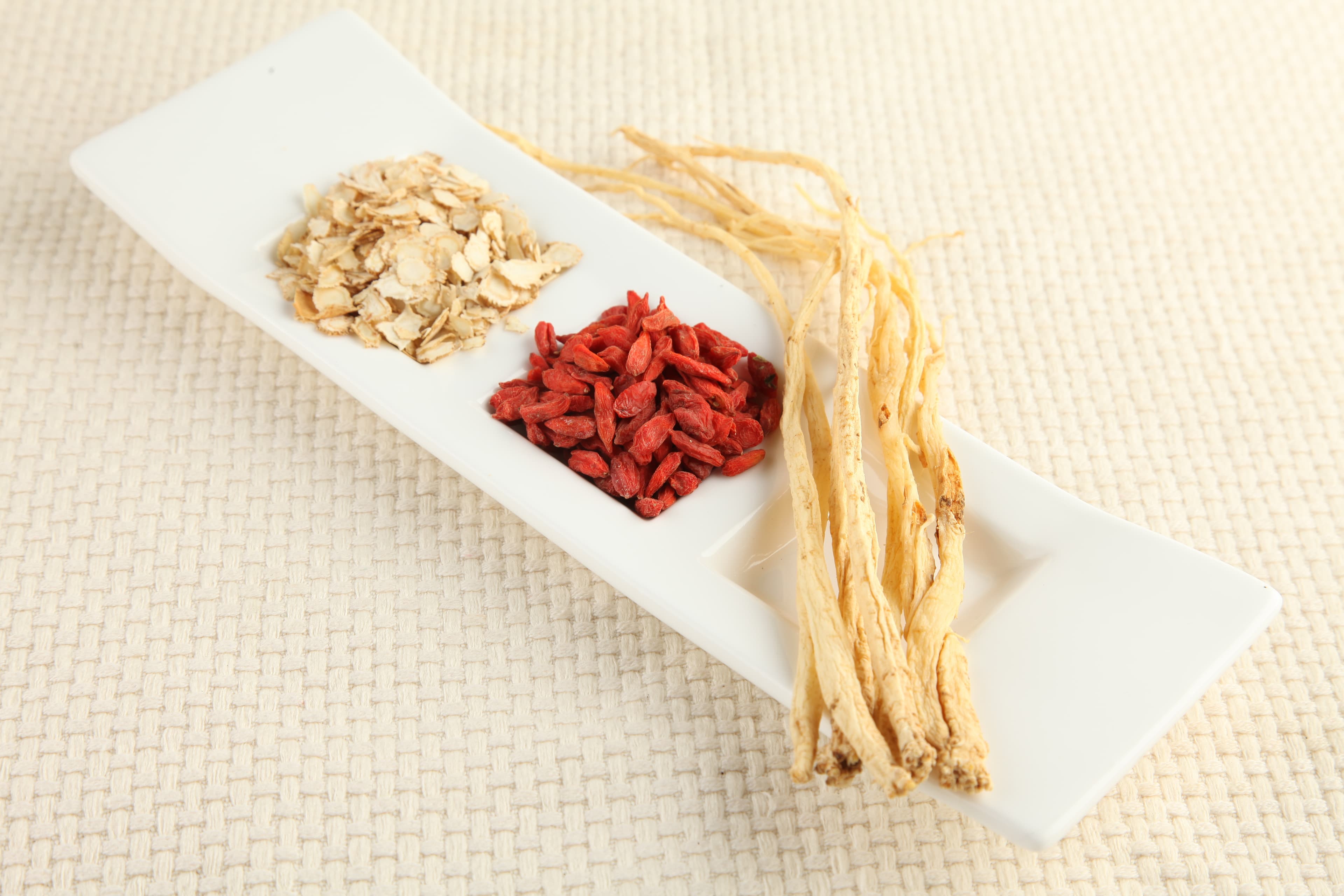American Ginseng (Hua Qi Shen)